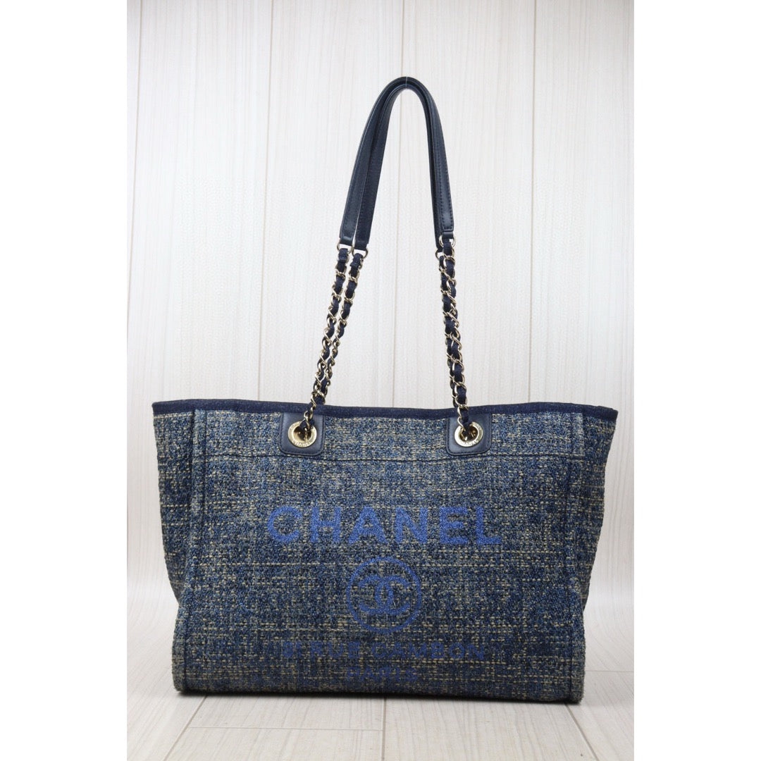 Good ( Rank AB)｜ CHANEL Canvas Tote Bag Blue  Made In 2019 Year｜24112802