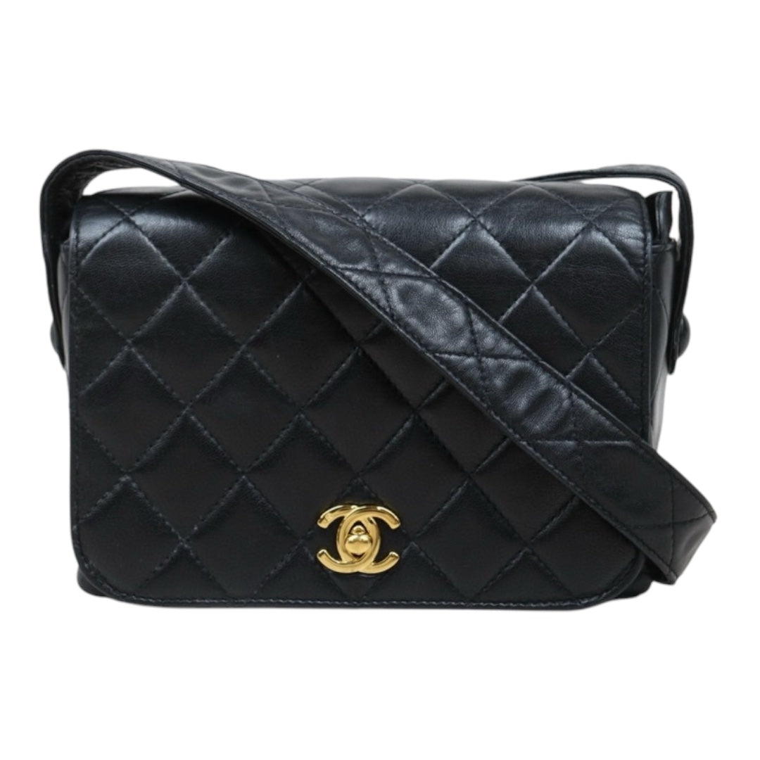Good ( Rank AB)｜ CHANEL Matrasse Lamb Skin Single Flap Shoulder Bag Black Made In 1994-1996 Year  ｜P25041403