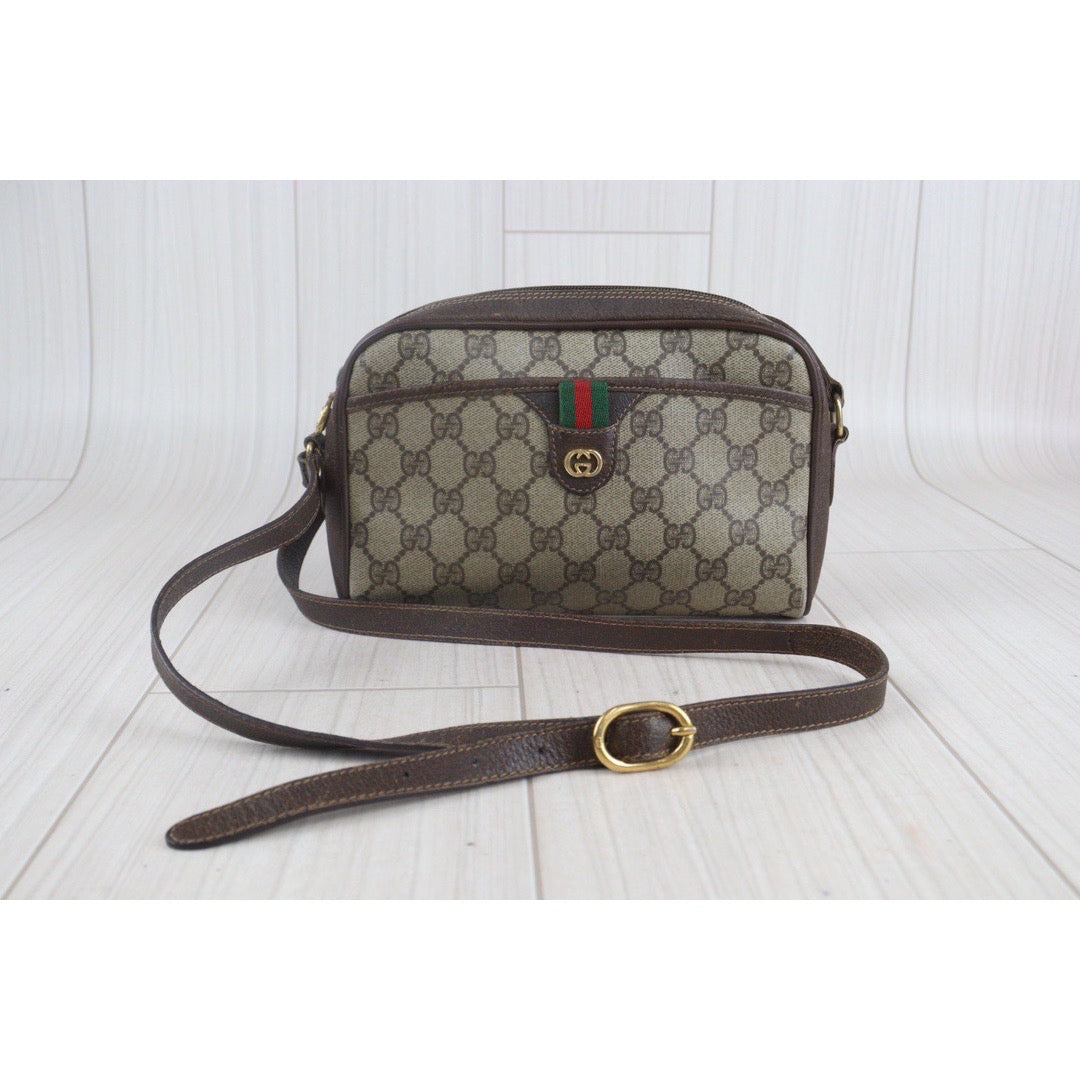 Rank AB ｜ GUCCI Vintage GG Campus Camera Shoulder Bag ｜23060608