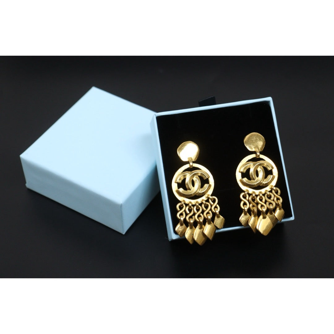 Include Authentic Detective Certificate of Authenticity｜Very Good ( Rank A) ｜CHANEL 99P COCO Mark Golden Earrings Made In 1999Year｜Y26040710