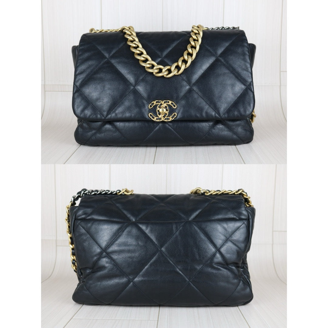 Very Good ( Rank A) ｜ CHANEL Lamb Skin Chain Single Flap 19 Maxi Shoulder Bag Black Made in 2020-2021Year｜ B25012203