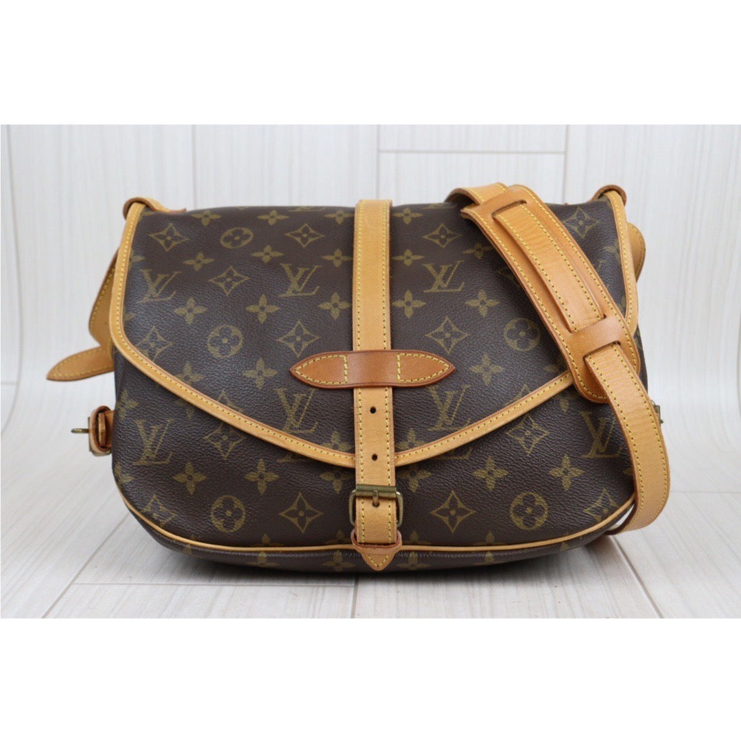 Rank AB｜ LV Monogram Saumur 30 Shoulder Bag｜23112333