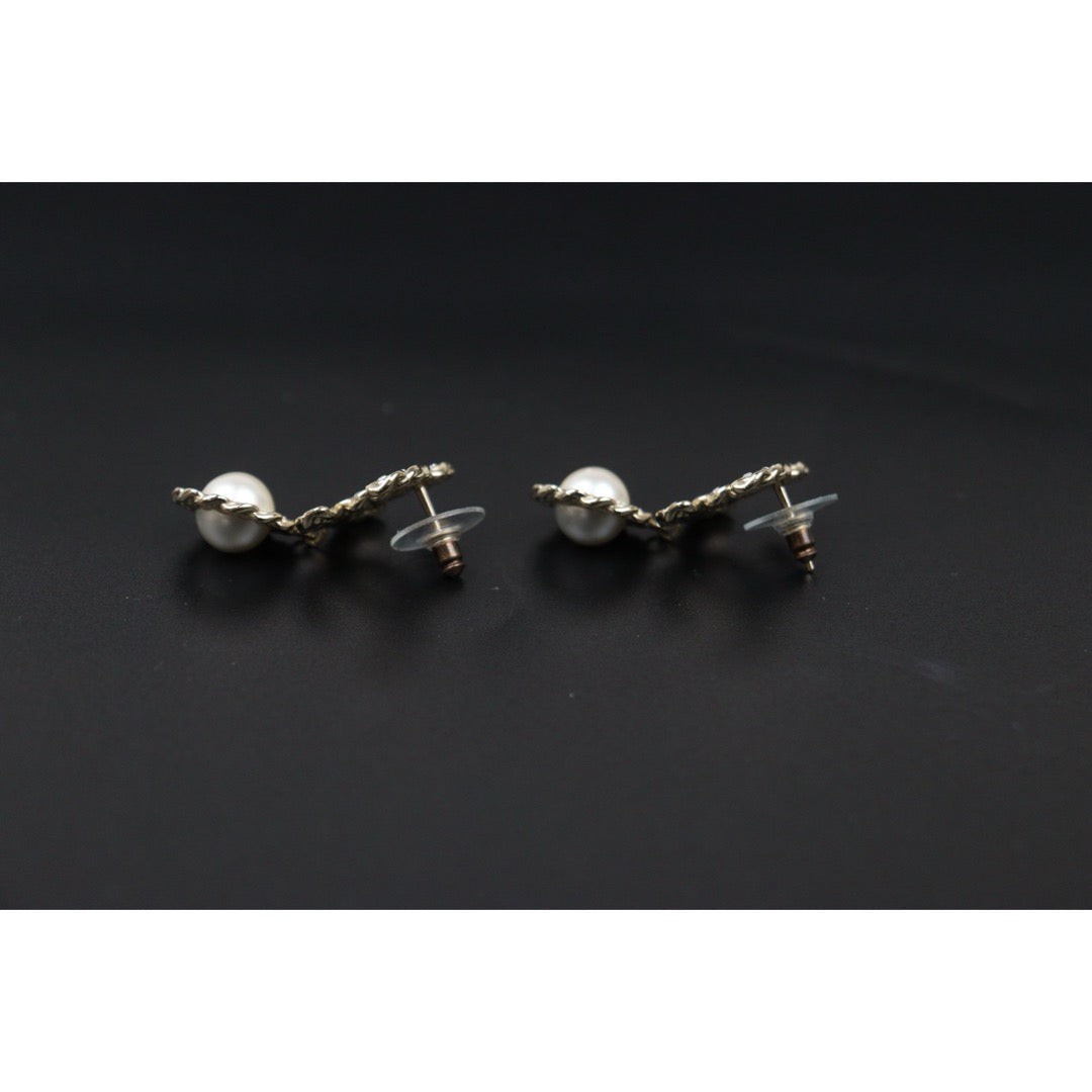 Very Good ( Rank A) ｜CHANEL COCO Mark Pearl Rhinestone Earrings ｜S25021026