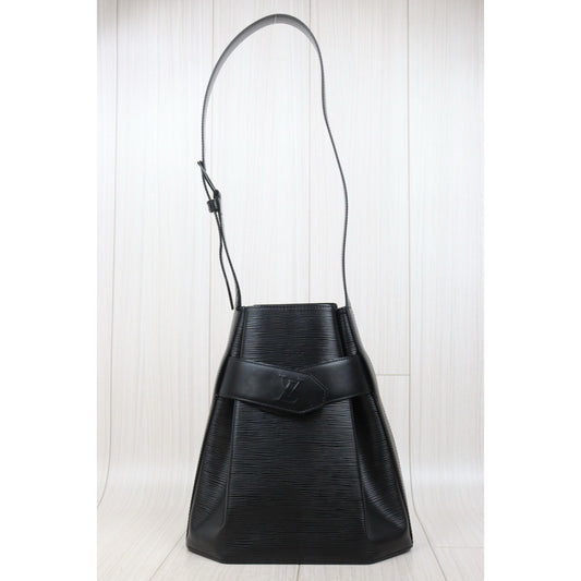 Very Good ( Rank A)｜ LV Epi Sack de Paul Shoulder Bag Black PM｜25111701