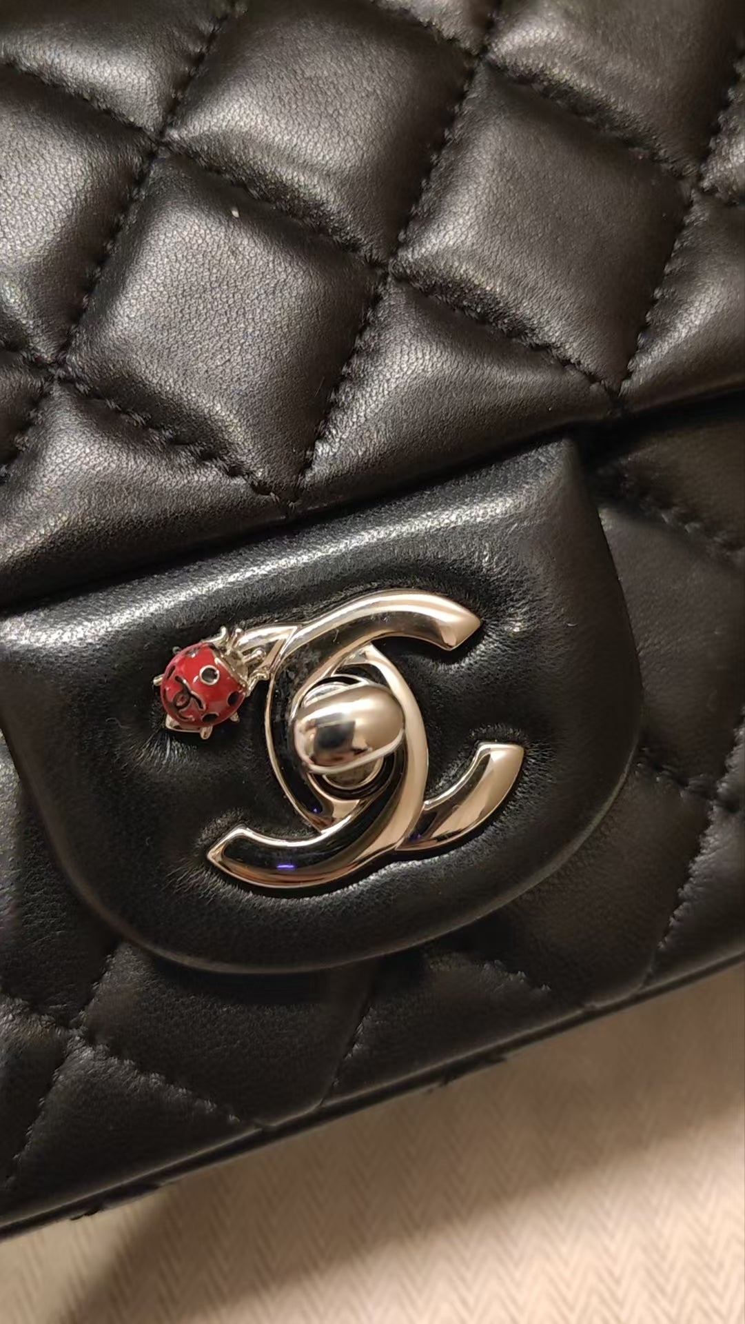 CHANEL Matrasse Single Flap 20 Shoulder Bag ladybug