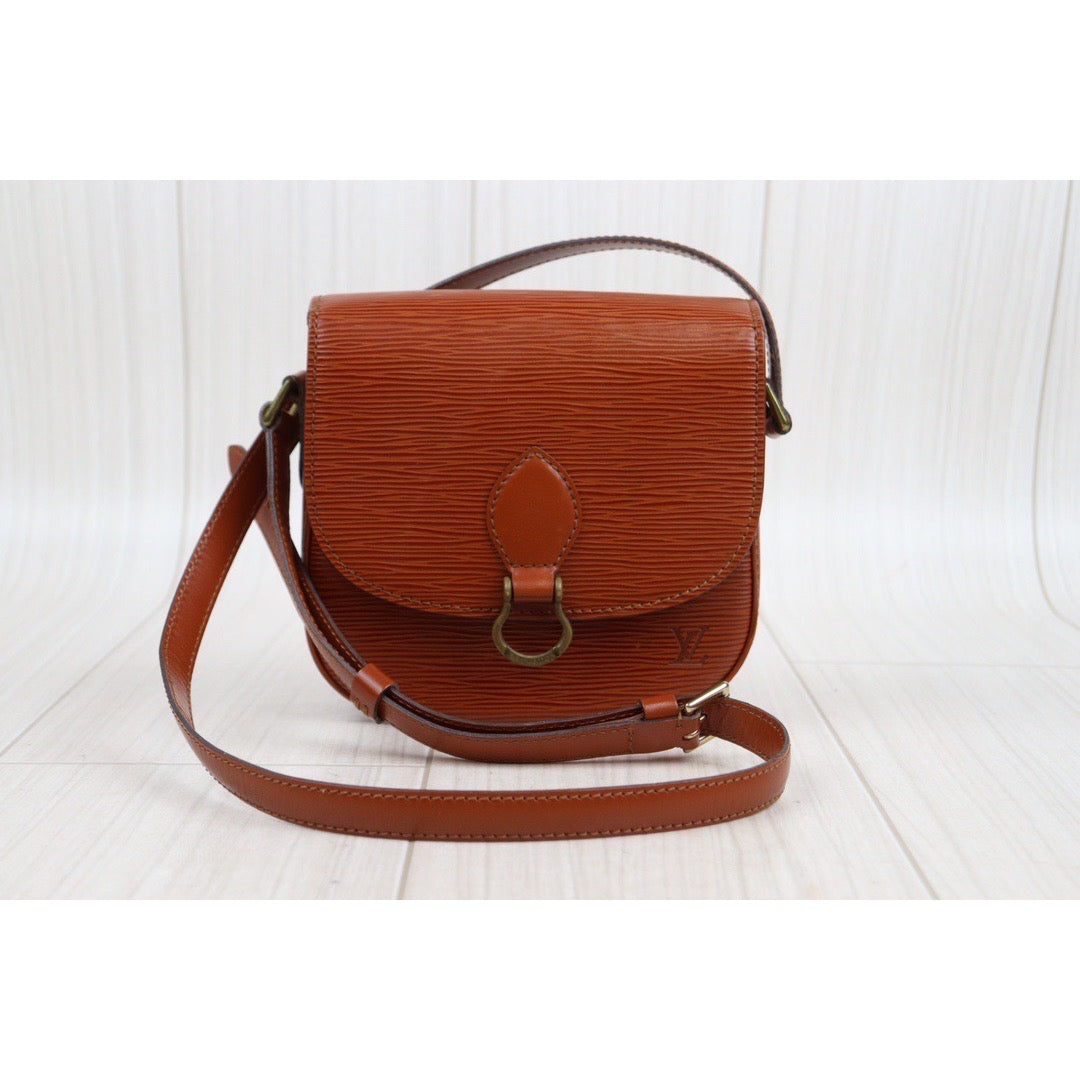 Rank AB ｜ LV Epi Saint Cloud PM Shoulder Bag ｜V23110926