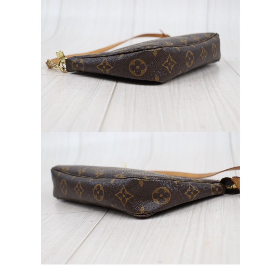 Rank AB ｜ LV Monogram Pochette Accessoires ｜24030119