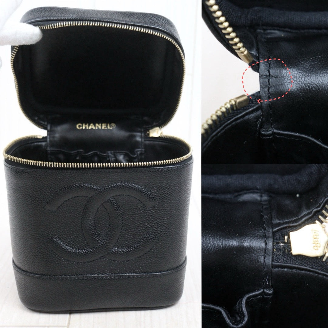 Include Entrupy Certificate of Authenticity｜Good ( Rank AB)｜ CHANEL Caviar Skin Vanity Handbag  Made In 2002～2003Year ｜26011502