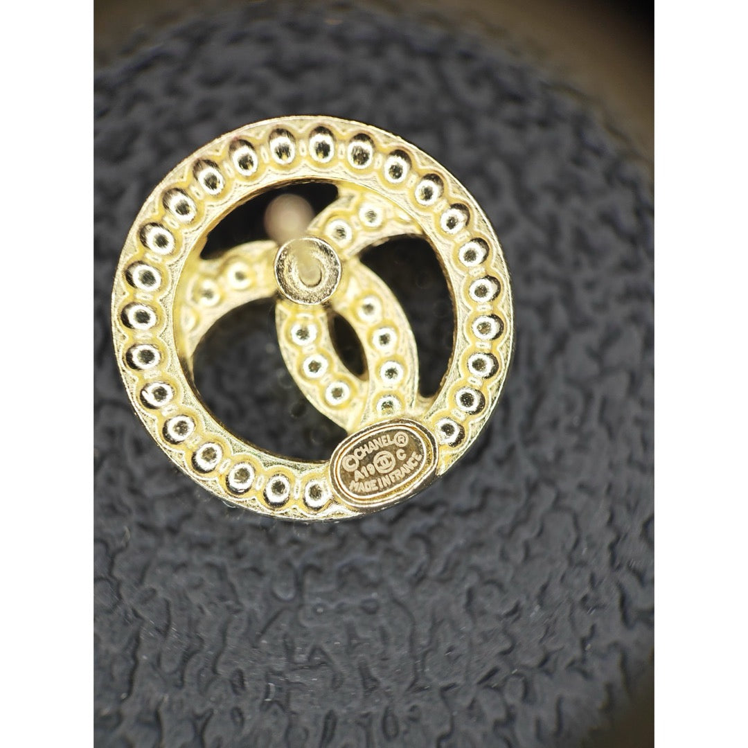 Include Authentic Detective Certificate of Authenticity｜Very Good ( Rank A) ｜CHANEL A19C COCO Mark Circlet Rhinestone Earrings Made In 2019Year｜S26070201