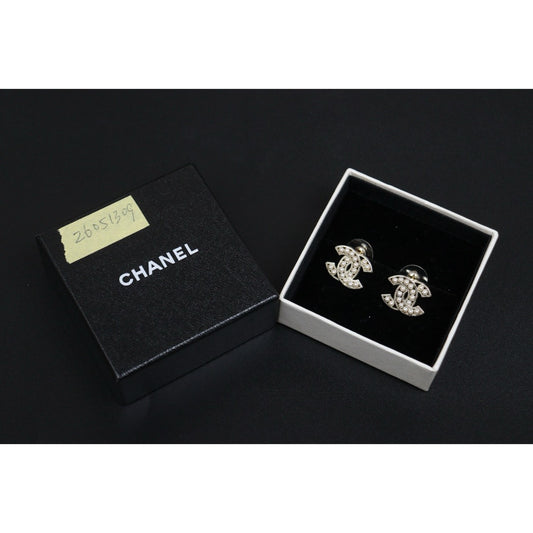 Include Authentic Detective Certificate of Authenticity｜Very Good ( Rank A) ｜CHANEL A21C COCO Mark  Pearl Earrings Made In 2021Year｜26051309