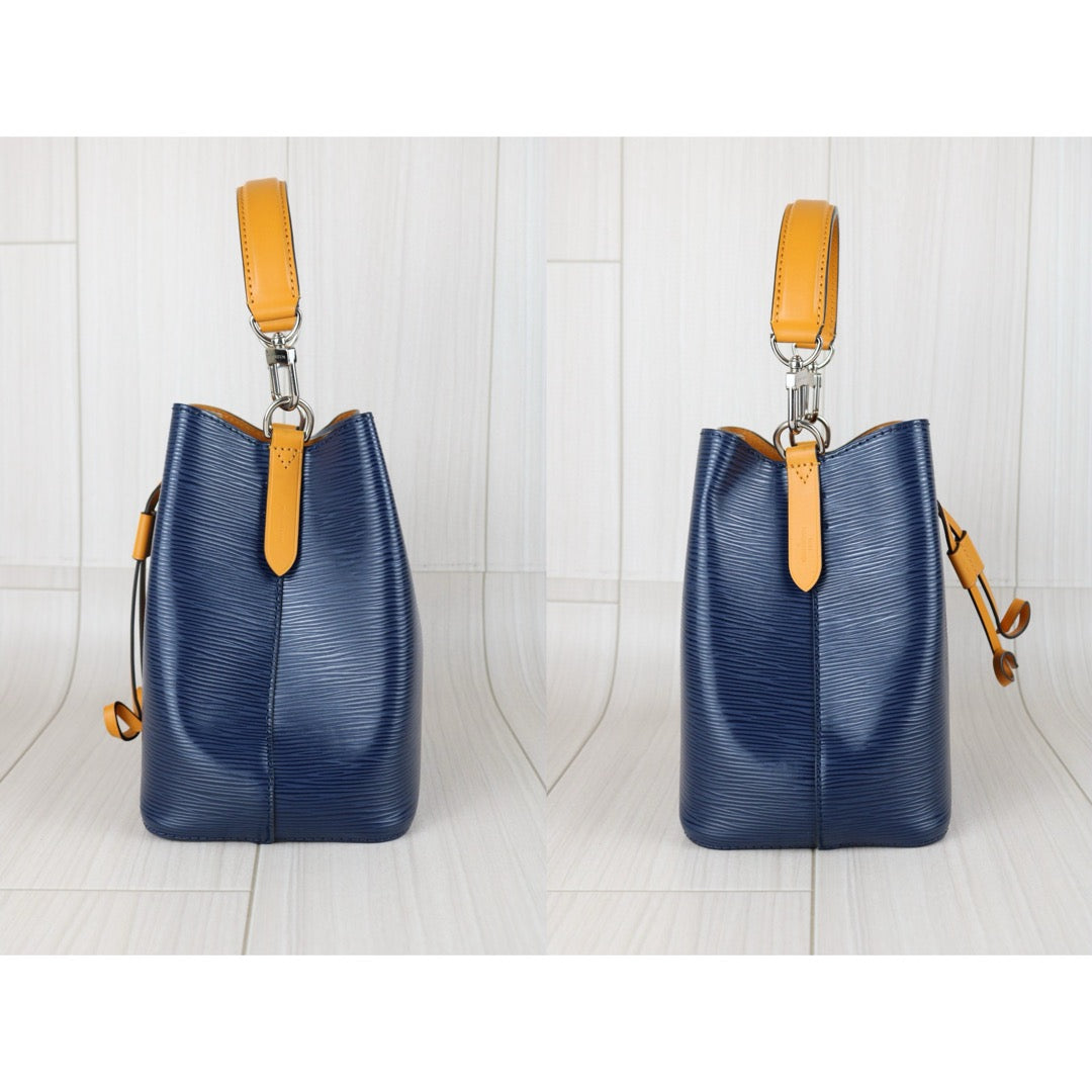 Very Good ( Rank A)｜ LV Epi Shoulder Bag Blue｜B24111201