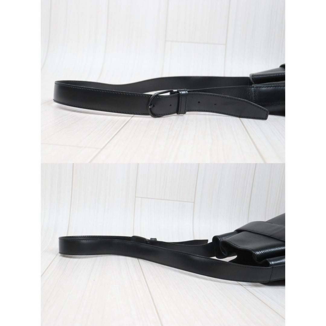 Include Entrupy Certificate of Authenticity｜Good ( Rank AB)｜Louis Vuitton Epi Sack de Paul Shoulder Bag Black｜26100805