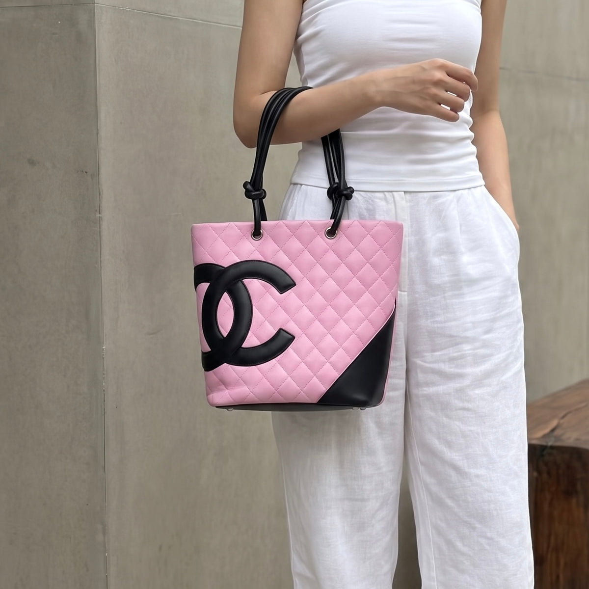Include Entrupy Certificate of Authenticity｜Very Good ( Rank A)｜ CHANEL Cambon Line MM ToteBag Pink Black Made In 2004-2005 Year｜26101305