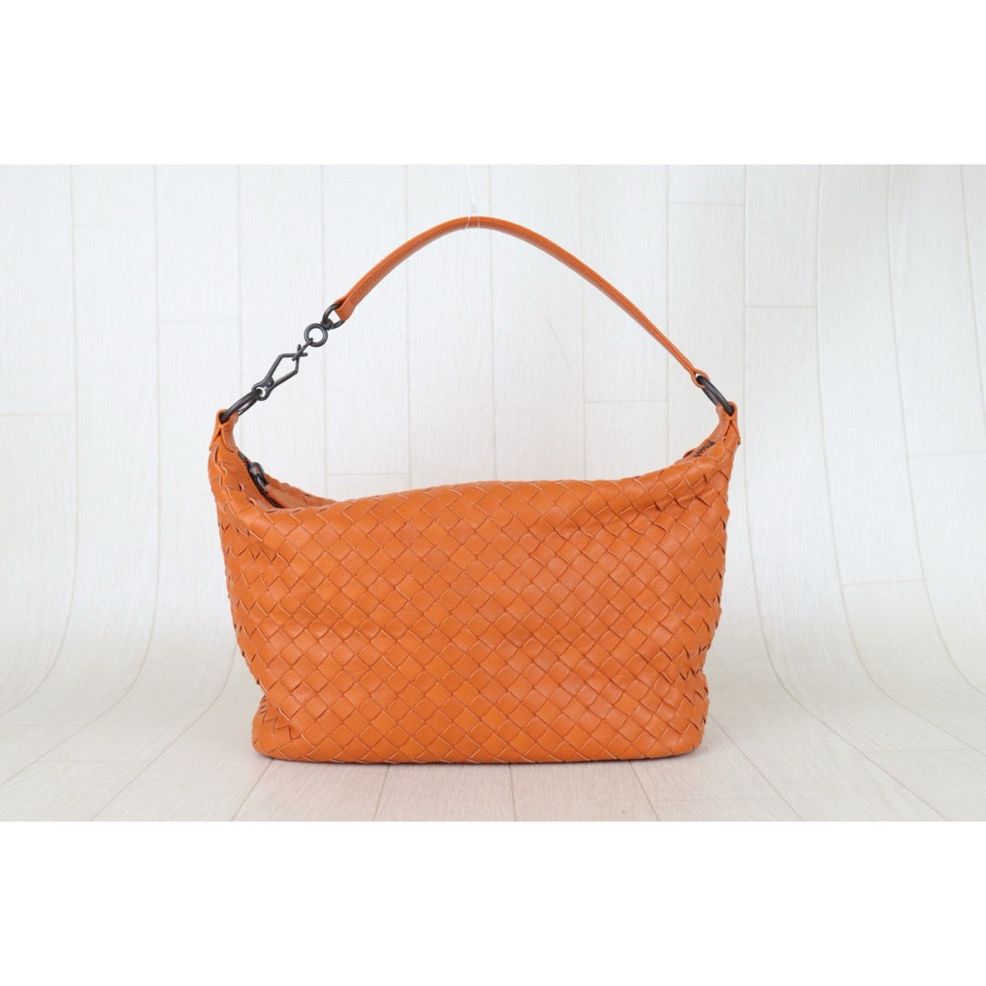 Include Entrupy Certificate of Authenticity｜Very Good ( Rank A)｜ Bottega Veneta Lamb Skin  Braid Shoulder Bag Orange｜S26053009