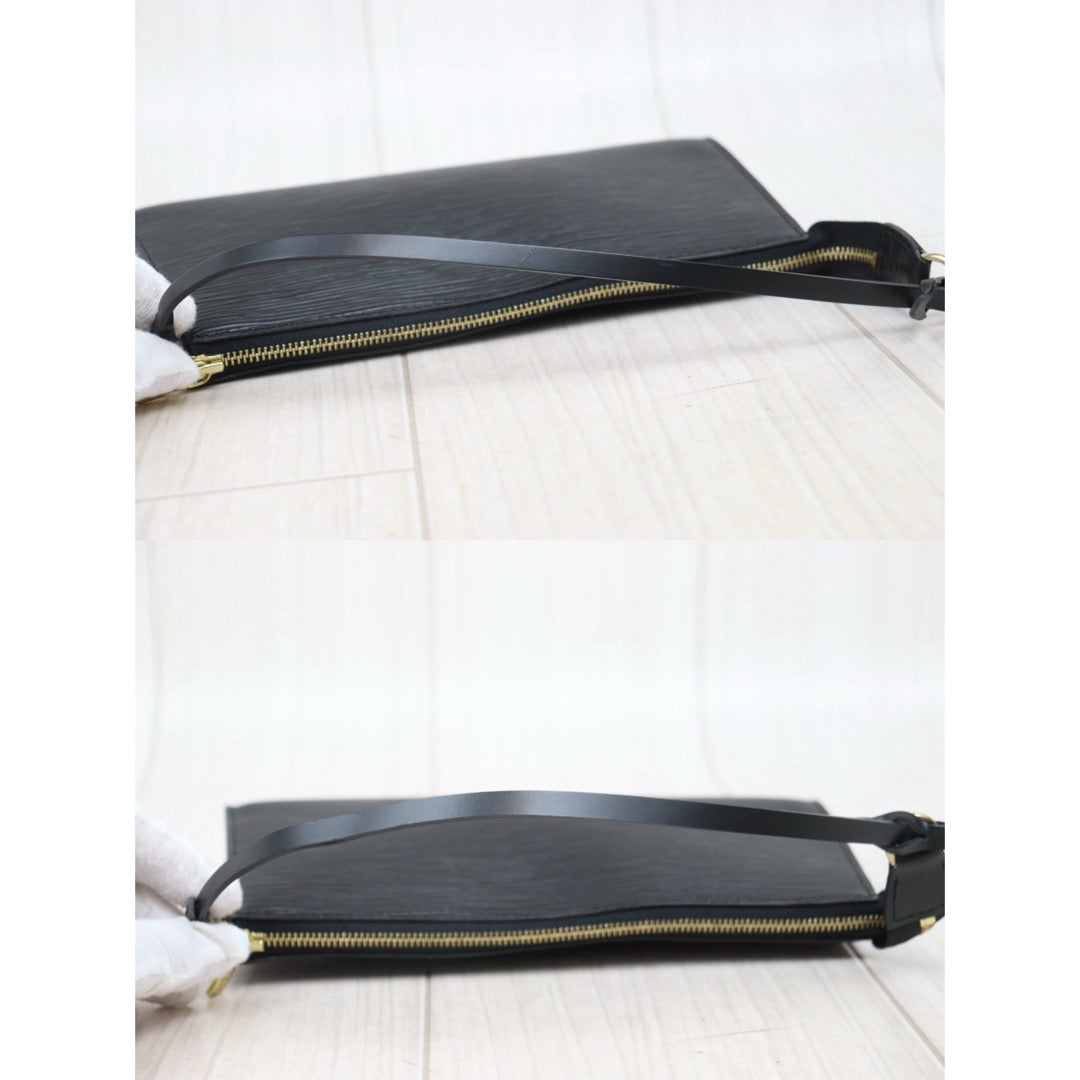 Very Good ( Rank A) ｜LV Epi Pochette Accessoires Handbag Black｜25061212