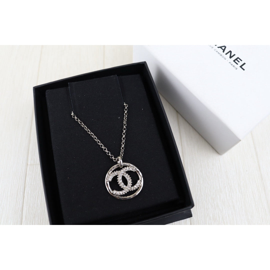 Very Good ( Rank A)｜ CHANEL Coco Mark Rhinestone Chocker Necklace｜H25011308
