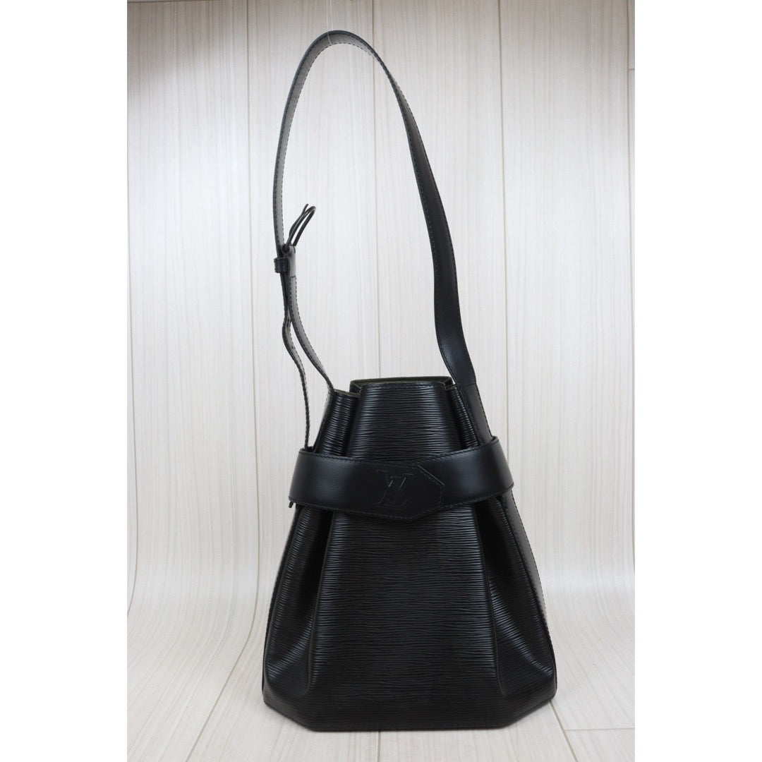 Good ( Rank AB)｜ LV Epi Sack de Paul Shoulder Bag Black PM｜25092305
