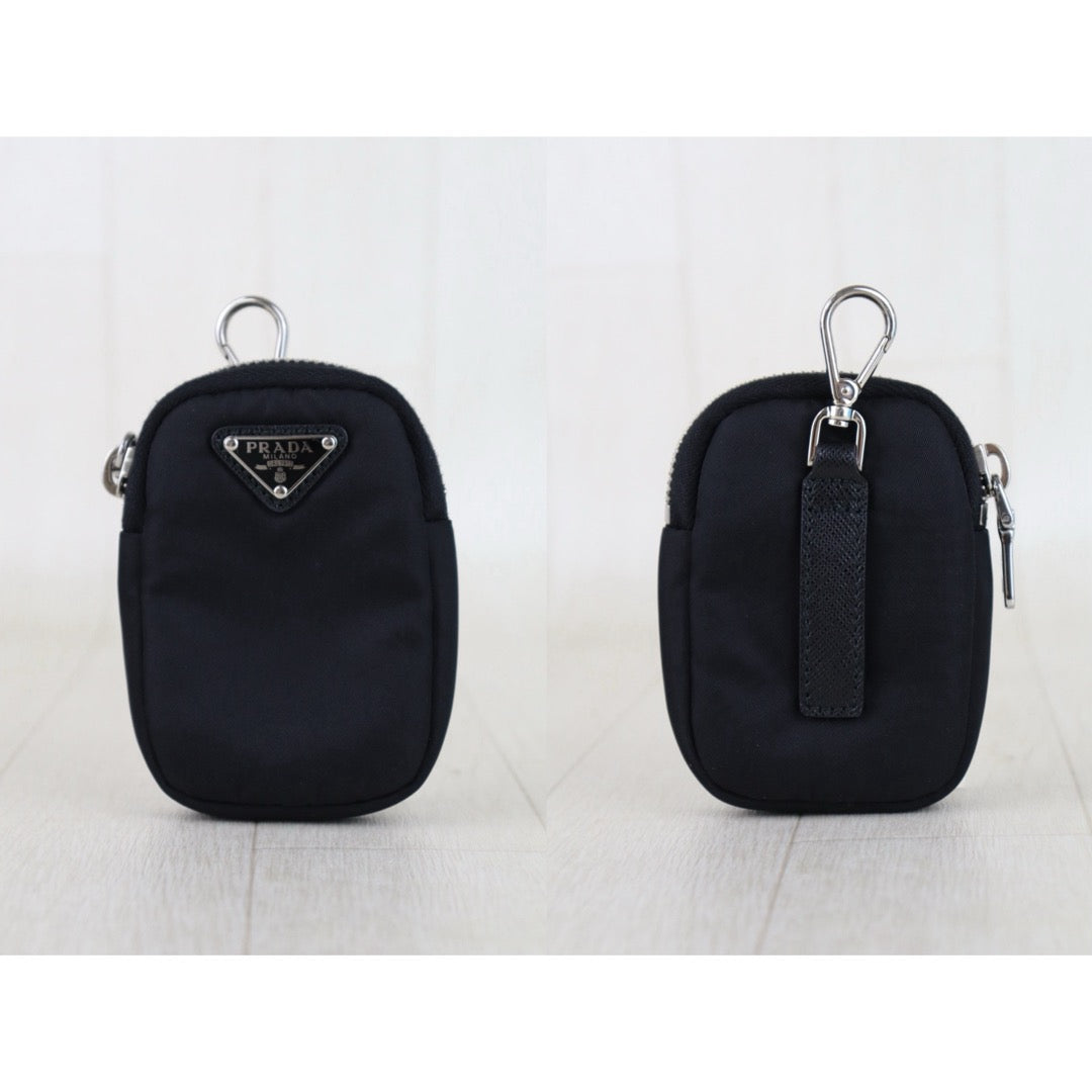 Include Entrupy Certificate of Authenticity｜Very Good ( Rank A)｜ PRADA Re-Edition 2005 Re-Nylon Shoulder Bag ｜S26050605