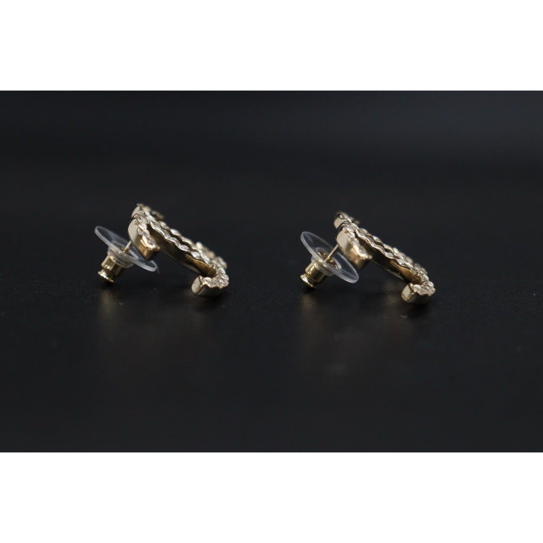 Include Authentic Detective Certificate of Authenticity｜Very Good ( Rank A) ｜CHANEL B20A COCO Mark Rhinestone Earrings Made In 2020Year｜S26031015