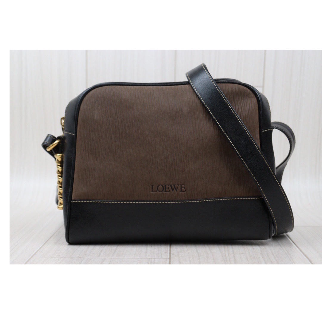 Rank A ｜ Loewe Belasquez Twist Shoulder Bag ｜24041117