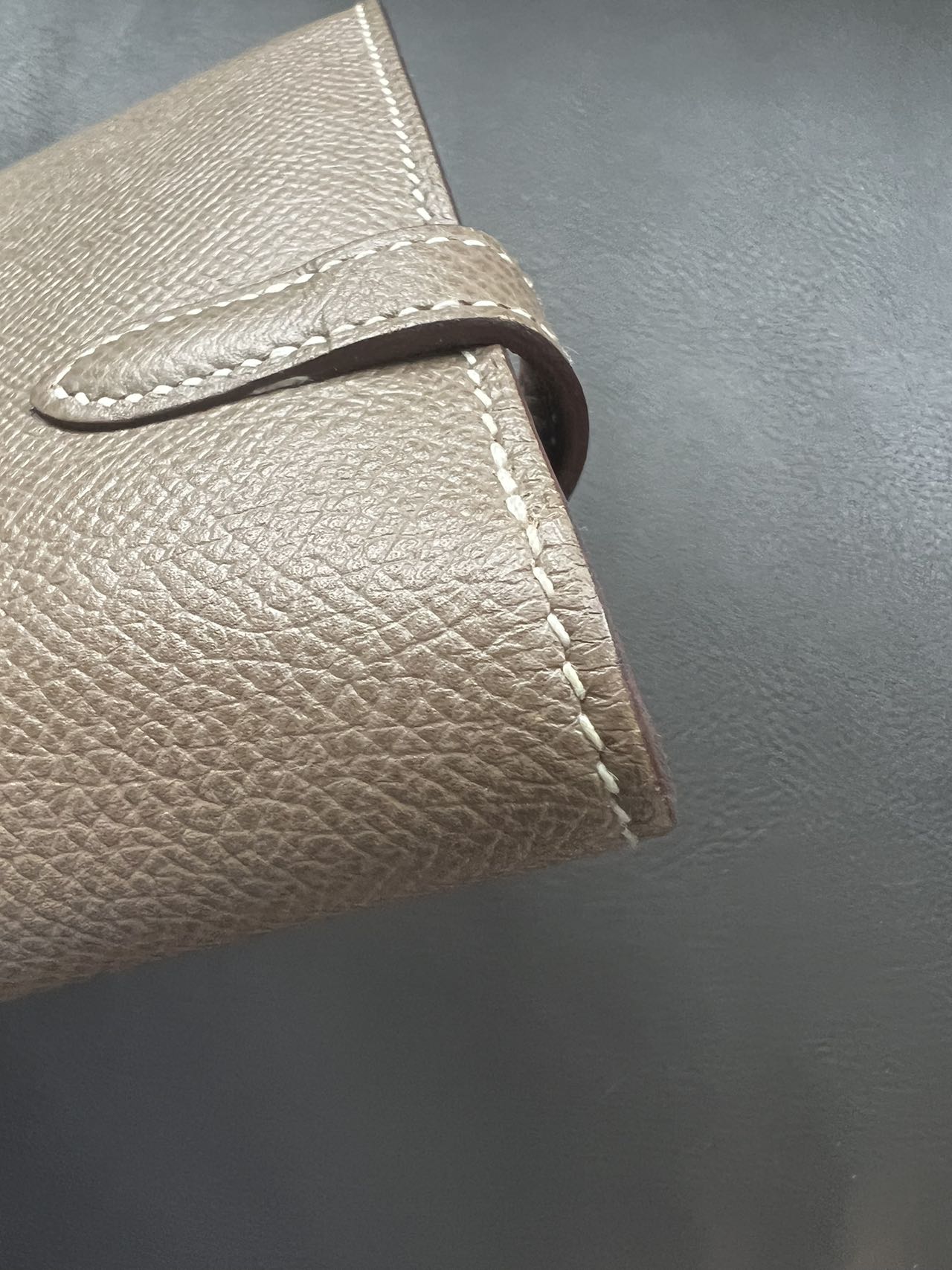 HERMES Epsom Kelly Wallet Gray C Stamp