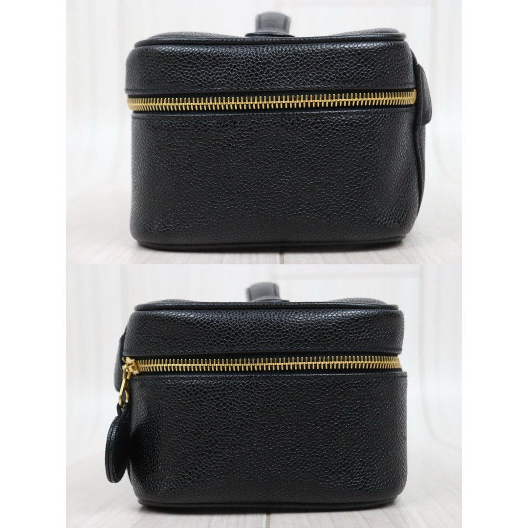 Very Good ( Rank A) ｜ CHANEL Caviar Skin Vanity Handbag  Made In 1996～1997Year ｜25111201