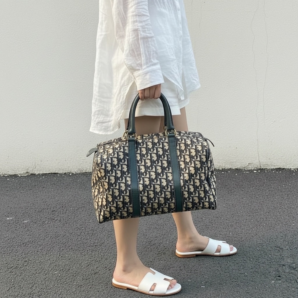 Include Entrupy Certificate of Authenticity｜Good ( Rank AB) ｜ Dior Trotter  Poston 30 HandBag  ｜26062603