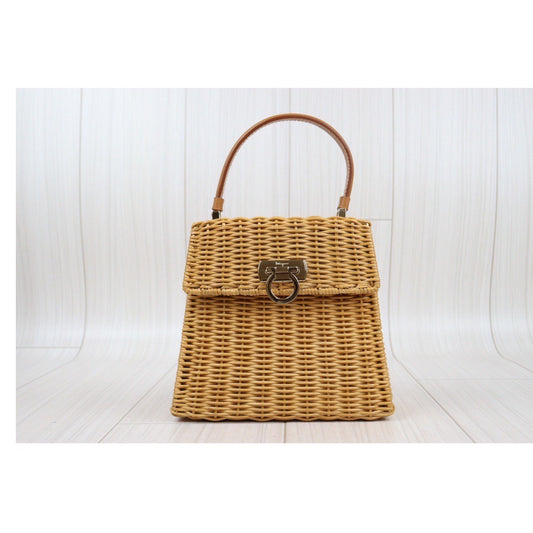 Rank A ｜Ferragamo Gancini Bamboo Handbag ｜24030735