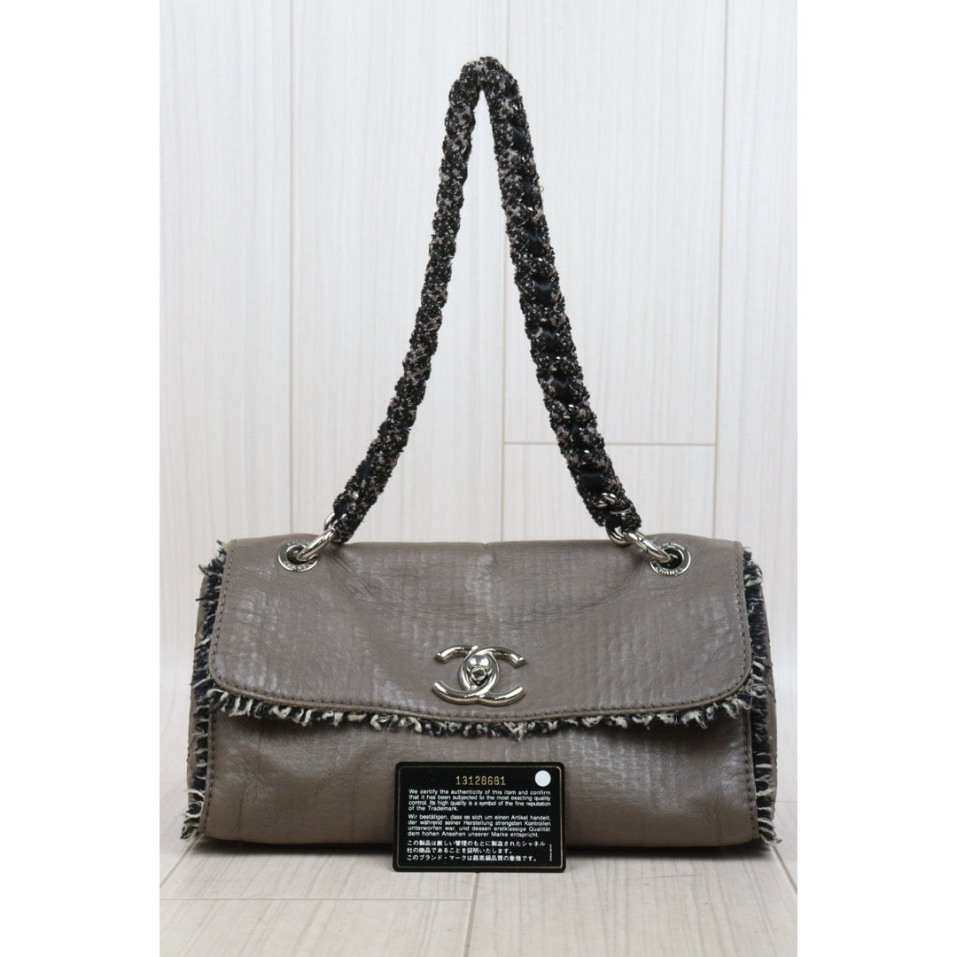 Good ( Rank AB)｜ CHANEL Calf Leather Woolen Matrasse Chain Shoulder Bag Etoupe Gray Made In 2009- 2010Year｜Y25110410