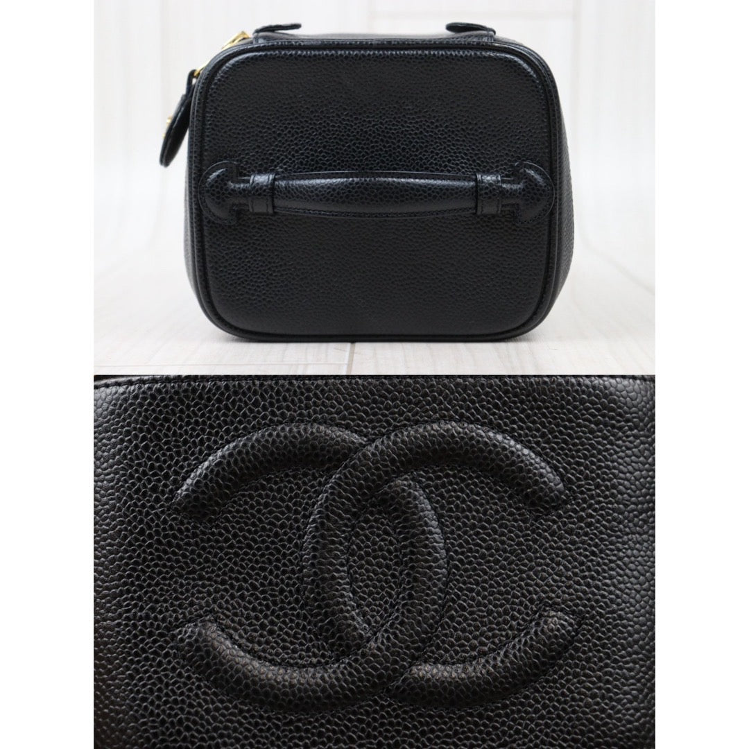 Rank A ｜ CHANEL Caviar Skin Vanity Handbag  Made In 2000～2002Year ｜24060601