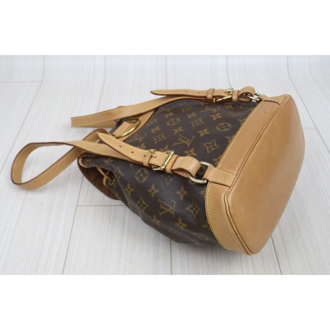Include Entrupy Certificate of Authenticity｜Fair ( Rank B)｜ Louis Vuitton Monogram Montsouris MM Backpack｜25121904