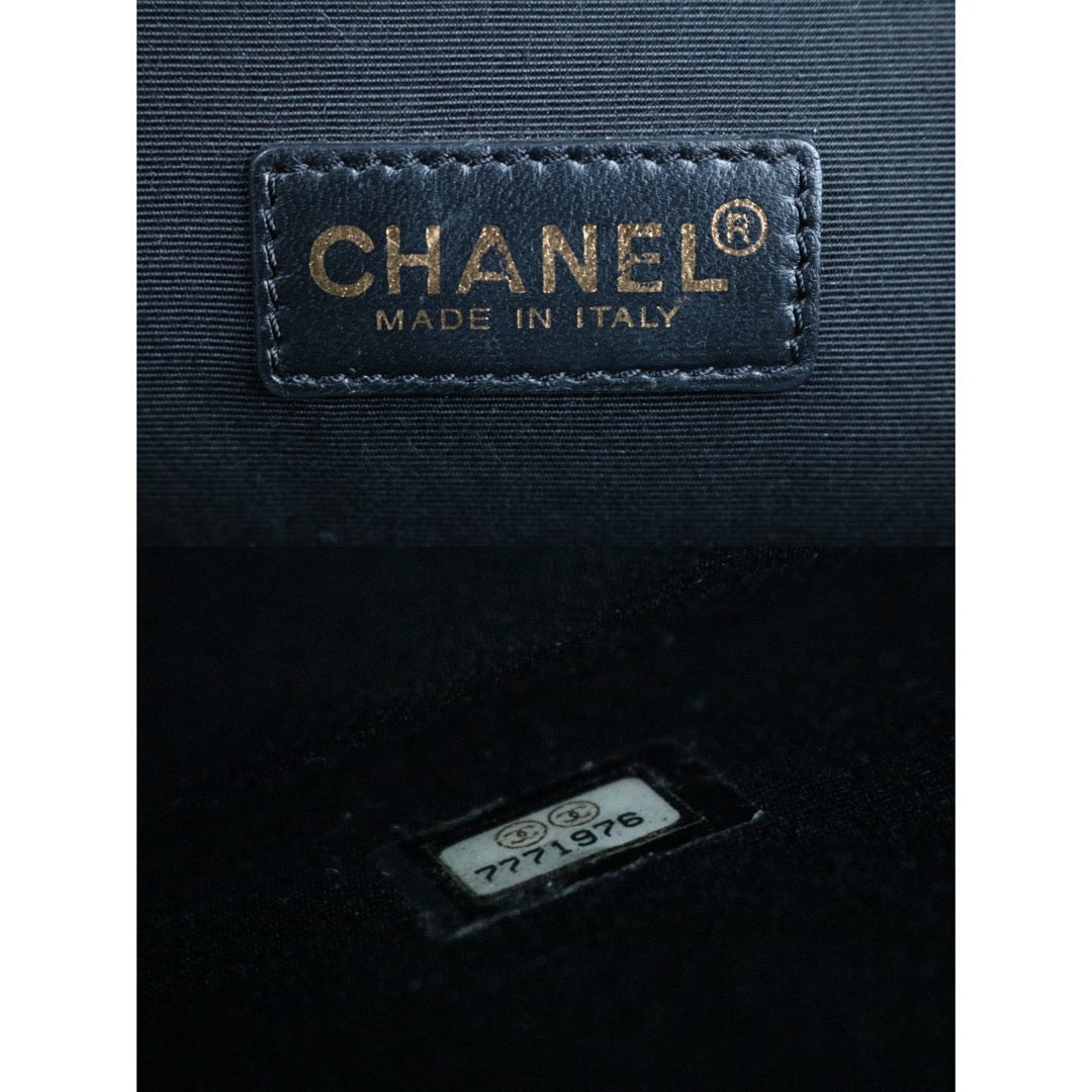 Good ( Rank AB)｜ CHANEL Canvas  ToteBag  Blue Made In 2004-2005 Year｜S24060608