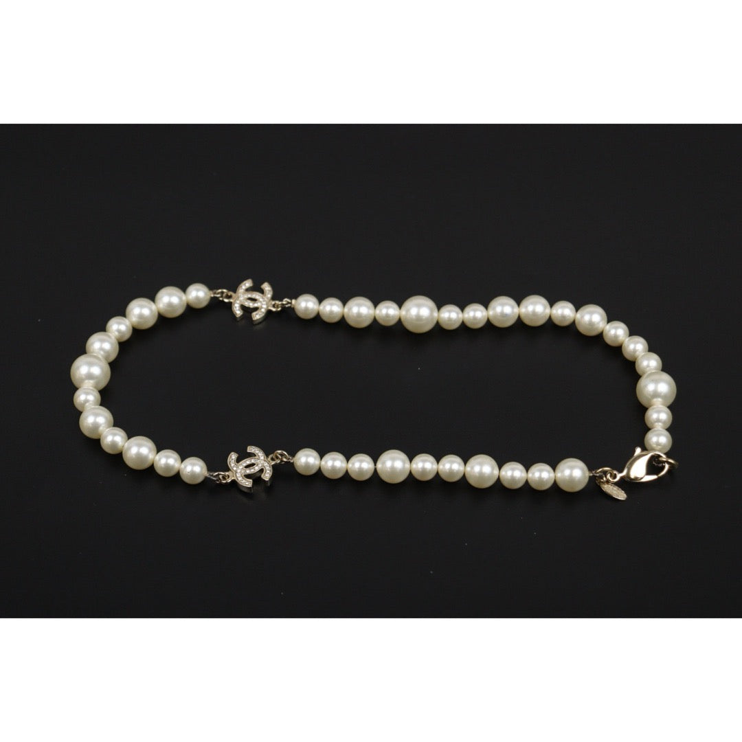 Very Good ( Rank A) ｜ CHANEL Coco Mark  Pearl Rhinestone  Necklace｜V25090507