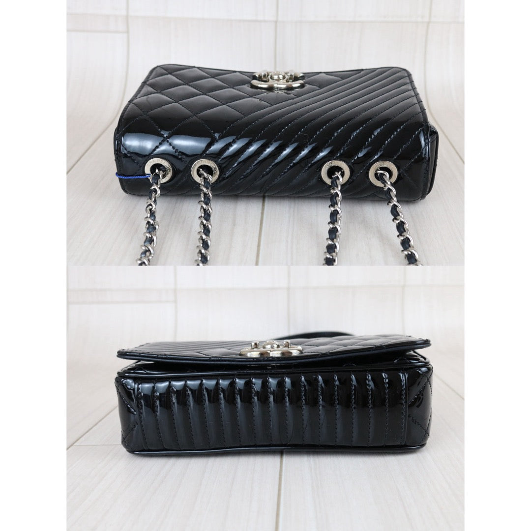 Include Entrupy Certificate of Authenticity｜Excellent（Rank SA）｜CHANEL  Quilted Patent Leather Coco Boy Flap Shoulder Bag Black Made In 2016-2017 Year｜X26083025