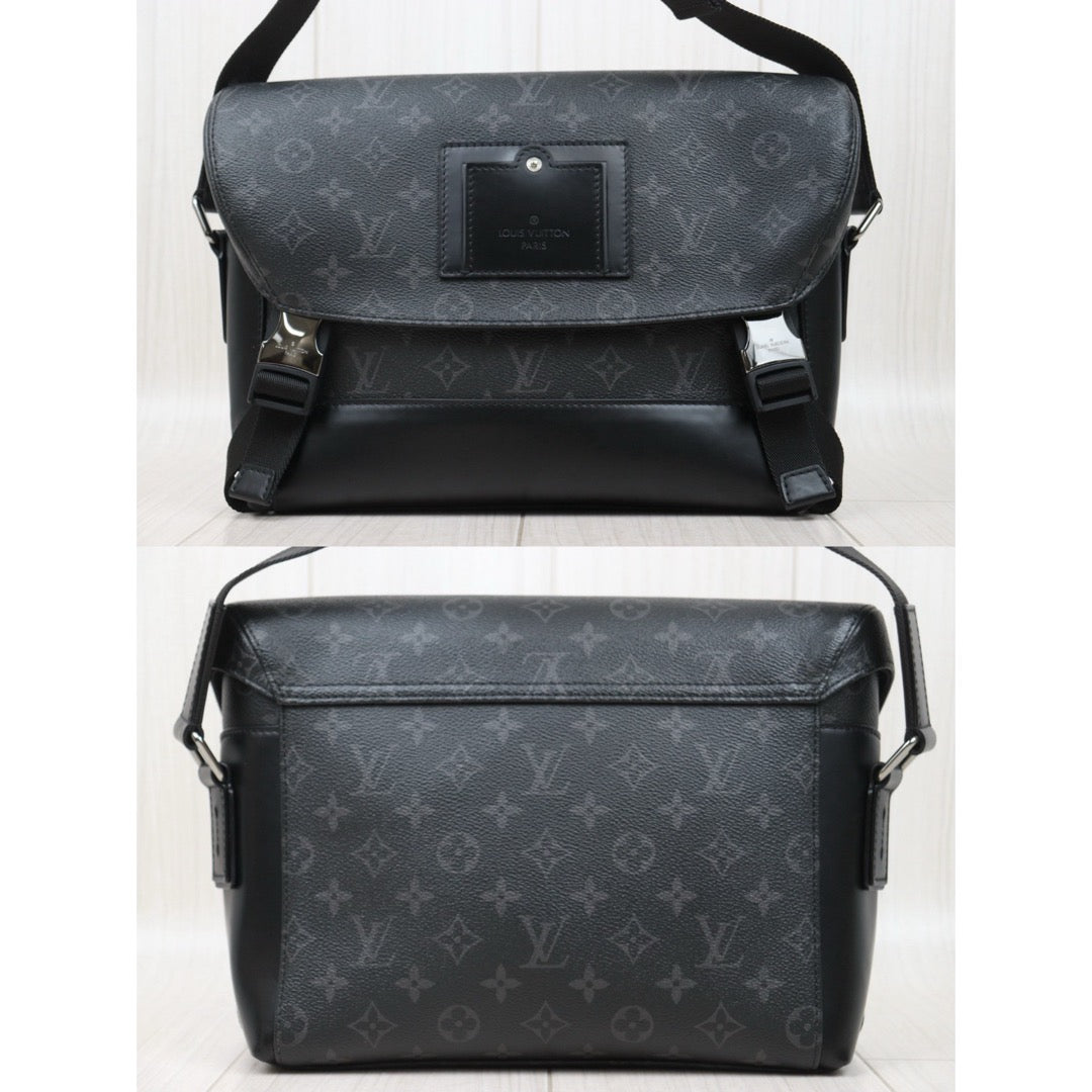 Very Good ( Rank A)｜LV Monogram Messenger  Voyager Shoulder Bag Black｜25072405