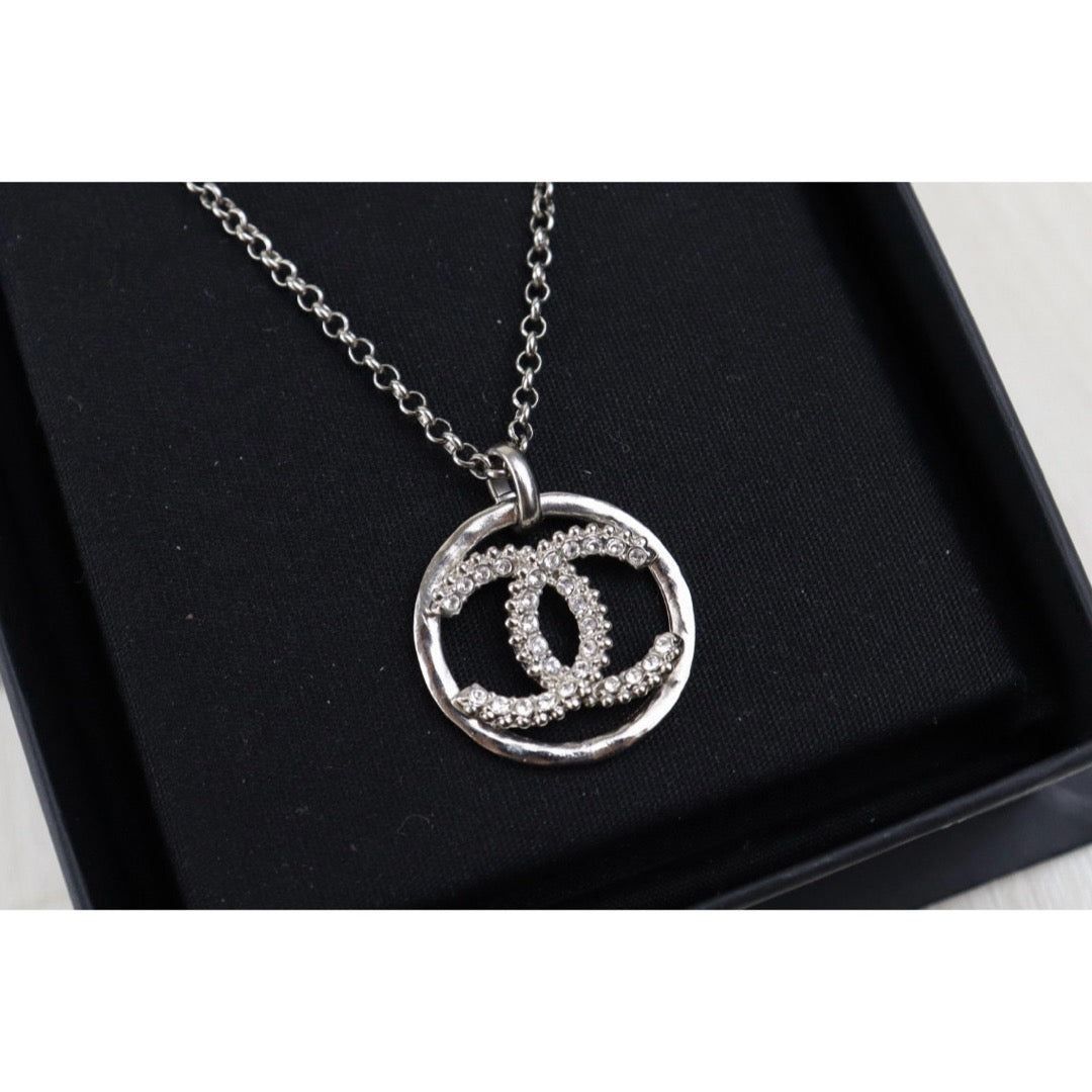 Very Good ( Rank A)｜ CHANEL Coco Mark Rhinestone Chocker Necklace｜H25011308