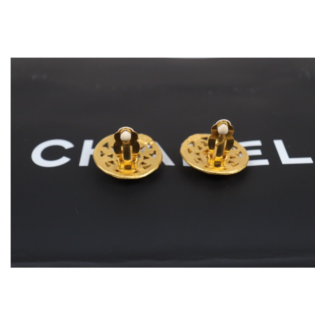 Rank A ｜CHANEL Coco Mark Gold 24 Plated Earrings ｜24010508