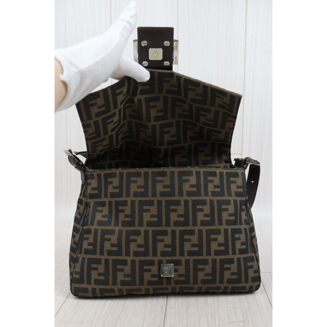 Good ( Rank AB)｜ FENDI Zucca Mamma Baguette Shoulder Bag ｜25041413