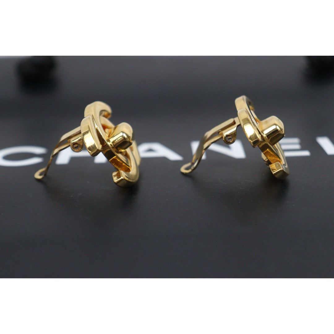 Very Good ( Rank A) ｜CHANEL Vintage 18K Gold Plating Earrings Made In 1996 Year GM｜S25110437
