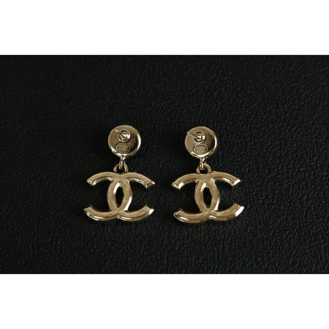 Very Good ( Rank A) ｜CHANEL A25P COCO Mark Pearl Pendant Earrings Pink｜X25112305
