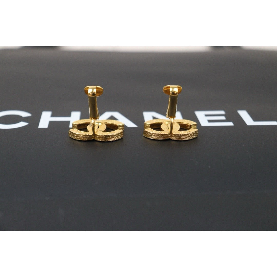 Rank A ｜CHANEL COCO Mark Diamond Vintage Earrings ｜24050605