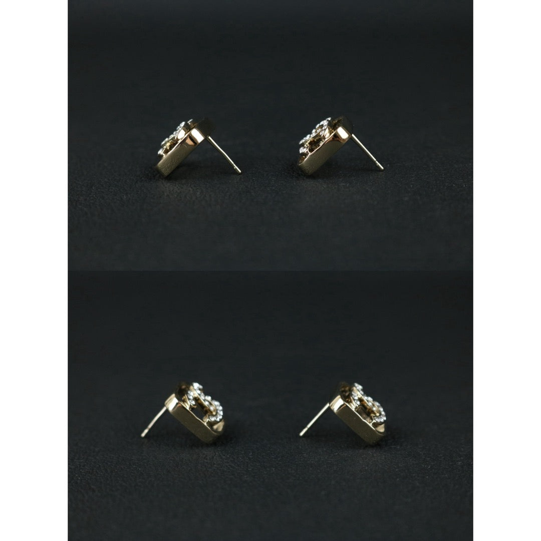 Include Authentic Detective Certificate of Authenticity｜Very Good ( Rank A) ｜CHANEL B26V COCO Mark  Square Openwork Rhinestone Earrings Made In 2026Year｜S26081804