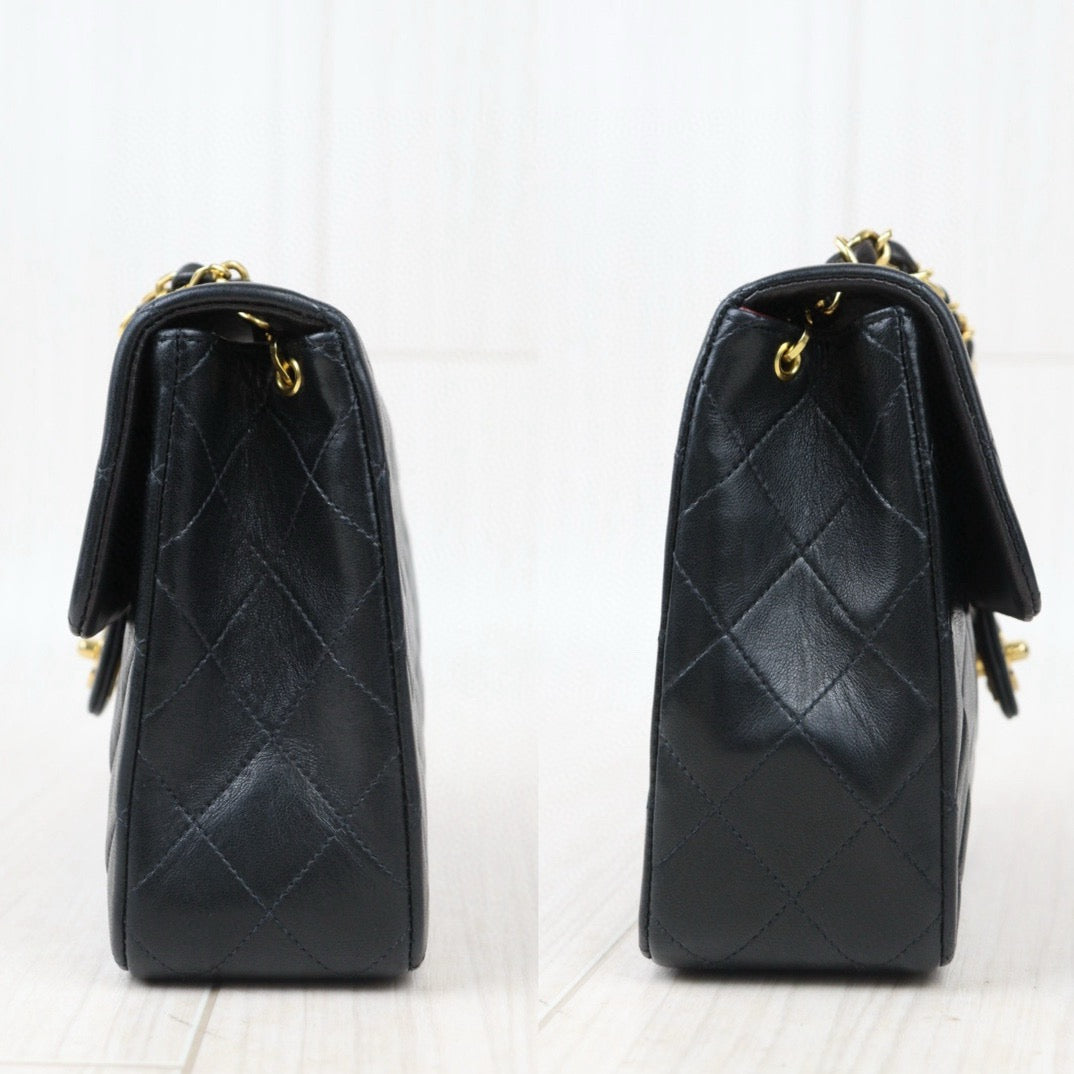 Very Good ( Rank A)｜ CHANEL Black Lanbskin Square 20 Shoulder Bag Made In 1991～1994Year ｜24080605