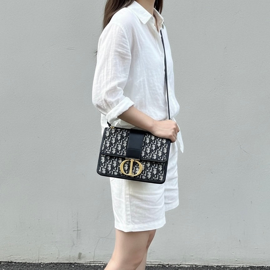 Include Entrupy Certificate of Authenticity｜Very Good ( Rank A)｜Dior Trotter Montaige  Box Shoulder Bag ｜S26050603
