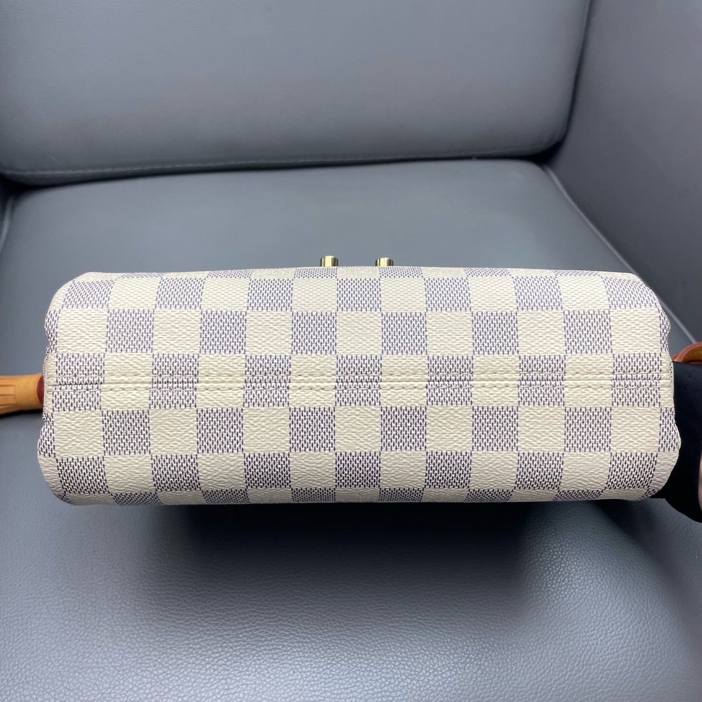 Good ( Rank AB)｜LV Shoulder Bag