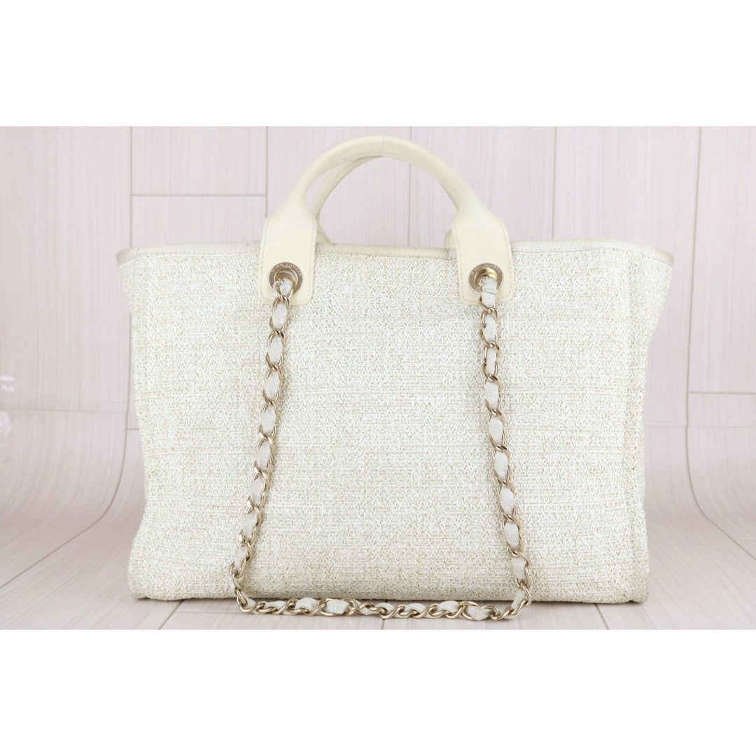 Good ( Rank AB)｜ CHANEL Canvas Tote Bag  White Beige Large Made In 2018-2019 Year｜B25011012