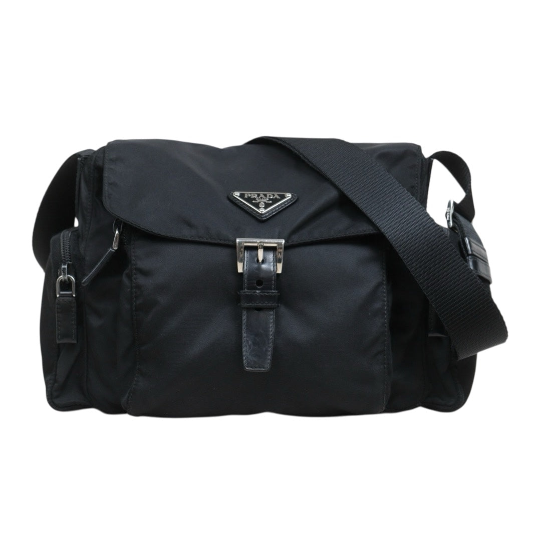 Good ( Rank AB) ｜Prada  Nylon Shoulder Bag  Black PM Silver Hardware｜26021604