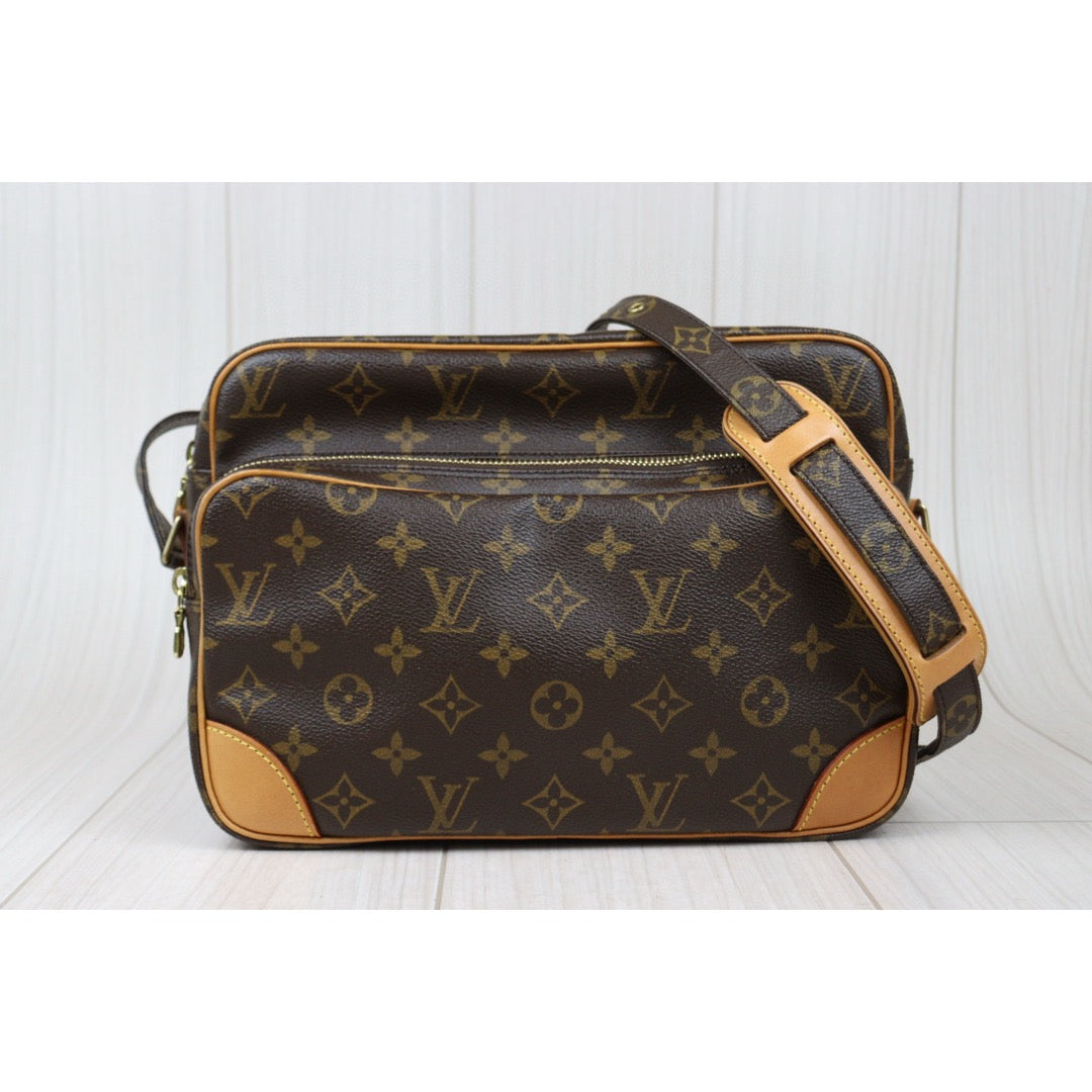 Good ( Rank AB) ｜ LV Monogram Nile Shoulder Bag｜Q24122409
