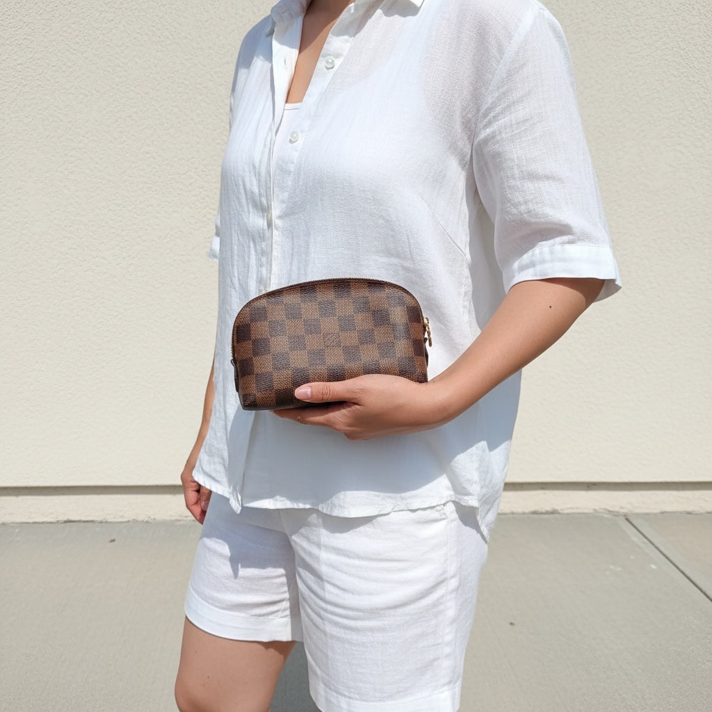 Include Entrupy Certificate of Authenticity｜Very Good ( Rank A)｜Louis Vuitton Damier Cosmetic Pouch PM｜26042810