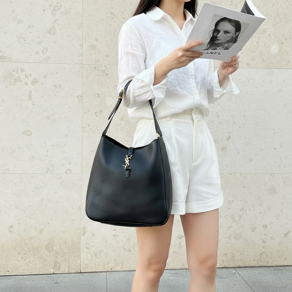 Include Entrupy Certificate of Authenticity｜Good ( Rank AB)｜  Saint Laurent YSL Calf Leather Hobo Shoulder Bag Black MM｜S26060618